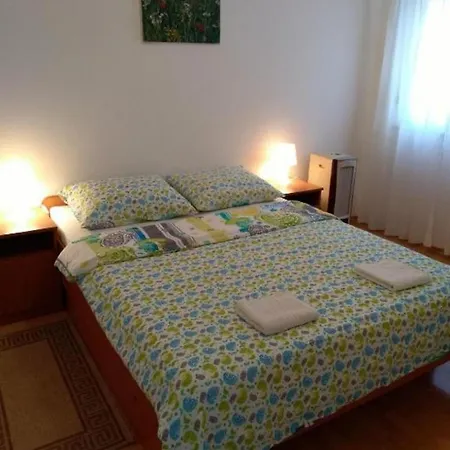 Dobri - 500m From Apartment *