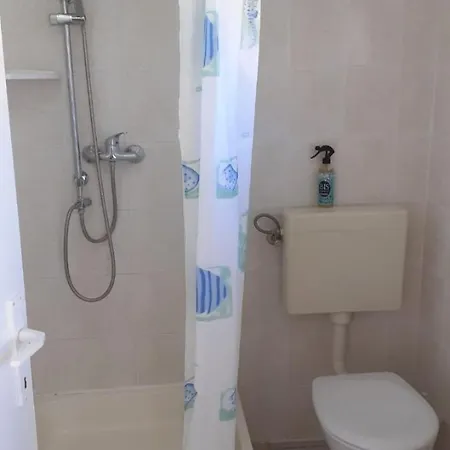 Apartment Dobri - 500m From *