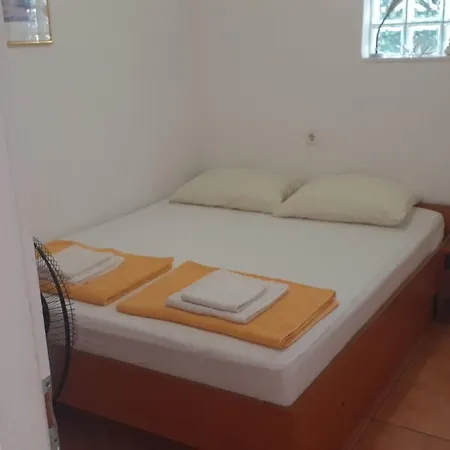 Apartment Dobri - 500m From