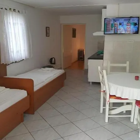 Dobri - 500m From Apartment *