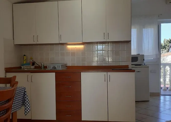 Dobri Apartman *